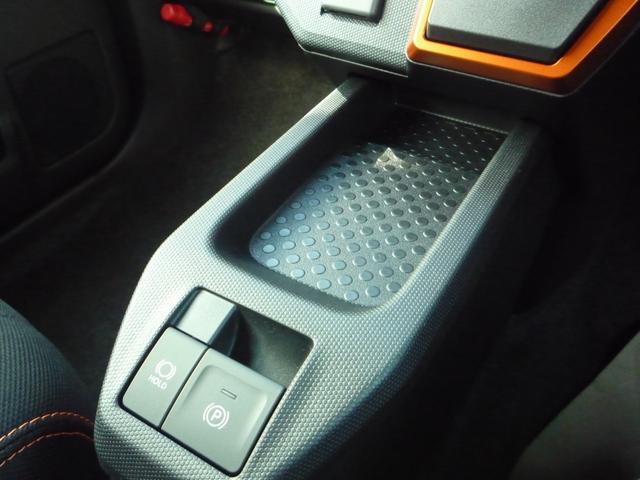 タフト G パーキングセンサー 前後誤発進抑制機能 車線逸脱防止 LEDランプ 前席シートヒーター パノラマルーフ ルーフレール 盗難防止装置 助手席エアバッグ オートライト オートエアコン キーフリーシステム(26枚目)