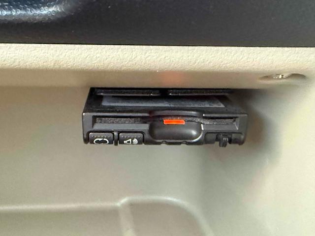 オッティ E FOUR 4WD ETC キーレスエントリー 電動格納ミラー シートヒーター ベンチシート AT 盗難防止システム ABS CD MD アルミホイール 衝突安全ボディ エアコン パワーステアリング(5枚目)