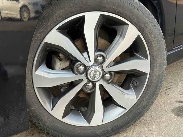 デイズルークス ハイウェイスター X Gパッケージ 4WD バックカメラ 両側電動スライドドア ナビ TV HID スマートキー アイドリングストップ 電動格納ミラー シートヒーター ベンチシート CVT 盗難防止システム ABS(20枚目)