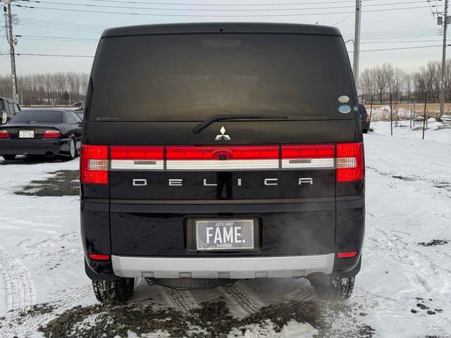 デリカＤ：５ Ｇ　プレミアム　４ＷＤ　ＥＴＣ　バックカメラ　ナビ　オートクルーズコントロール　両側電動スライドドア　オートライト　ＨＩＤ　電動リアゲート　スマートキー　電動格納ミラー　シートヒーター　３列シート　ＣＶＴ（23枚目）