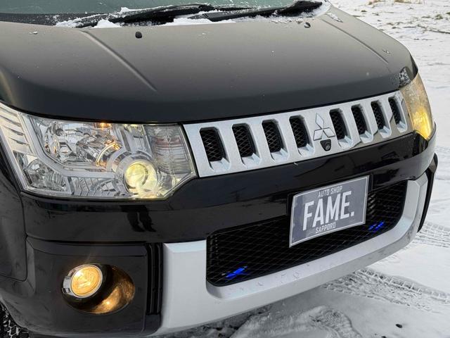 デリカＤ：５ Ｇ　プレミアム　４ＷＤ　ＥＴＣ　バックカメラ　ナビ　オートクルーズコントロール　両側電動スライドドア　オートライト　ＨＩＤ　電動リアゲート　スマートキー　電動格納ミラー　シートヒーター　３列シート　ＣＶＴ（24枚目）