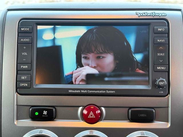 デリカＤ：５ Ｇ　プレミアム　４ＷＤ　ＥＴＣ　バックカメラ　ナビ　オートクルーズコントロール　両側電動スライドドア　オートライト　ＨＩＤ　電動リアゲート　スマートキー　電動格納ミラー　シートヒーター　３列シート　ＣＶＴ（27枚目）