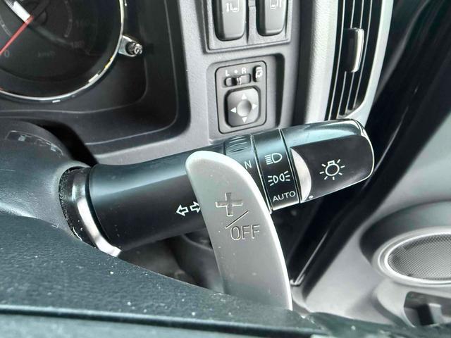 デリカＤ：５ Ｇ　プレミアム　４ＷＤ　ＥＴＣ　バックカメラ　ナビ　オートクルーズコントロール　両側電動スライドドア　オートライト　ＨＩＤ　電動リアゲート　スマートキー　電動格納ミラー　シートヒーター　３列シート　ＣＶＴ（29枚目）