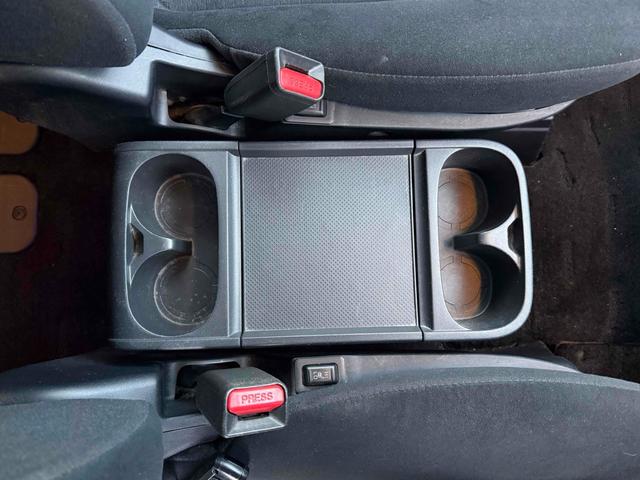 デリカＤ：５ Ｇ　プレミアム　４ＷＤ　ＥＴＣ　バックカメラ　ナビ　オートクルーズコントロール　両側電動スライドドア　オートライト　ＨＩＤ　電動リアゲート　スマートキー　電動格納ミラー　シートヒーター　３列シート　ＣＶＴ（35枚目）