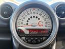 ＭＩＮＩ クーパーＳ　クロスオーバー　オール４　４ＷＤ　ＥＴＣ　ＨＩＤ　アルミホイール　キーレスエントリー　電動格納ミラー　ＡＴ　盗難防止システム　ＣＤ　ＡＢＳ　ＥＳＣ　エアコン　パワーステアリング　パワーウィンドウ　運転席エアバッグ（4枚目）