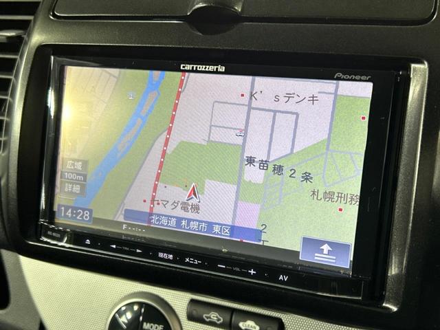 ライダー　禁煙車　ＳＤナビ　スマートキー　電動格納ミラー　衝突安全ボディ　盗難防止システム　パワーステアリング　パワーウィンドウ　アンチブレーキシステム　ドアバイザー　プライバシーガラス　ＥＴＣ(3枚目)