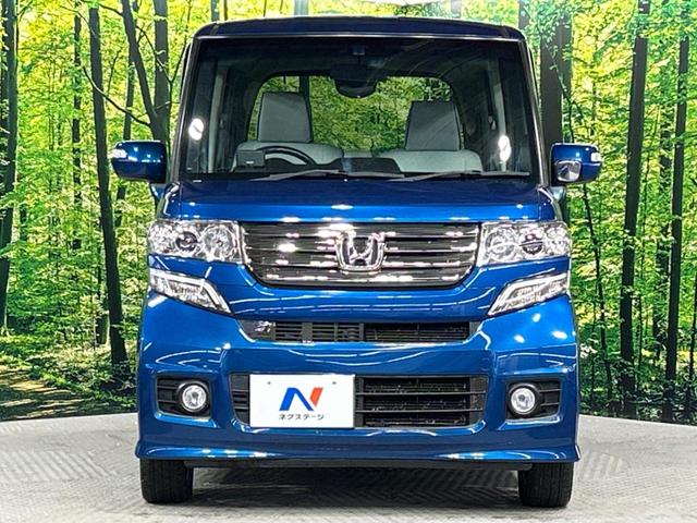 Ｇ　ターボＳＳパッケージ　４ＷＤ　あんしんパッケージ　オートクルーズ　両側電動スライドドア　純正ナビ　バックカメラ　ＥＴＣ　スマートキー　ＨＩＤヘッドライト　革巻きステアリング　ステアリングスイッチ　パドルシフト(15枚目)