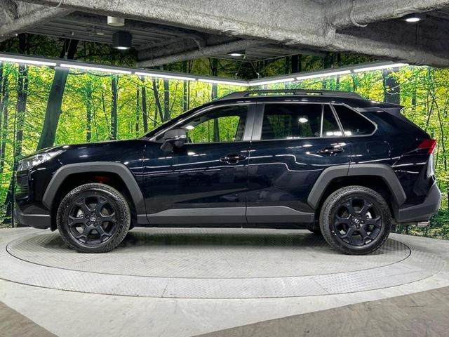 ＲＡＶ４ アドベンチャー　オフロードパッケージＩＩ　４ＷＤ　１０型ディスプレイオーディオ　寒冷地仕様　ステアリングヒーター　レーダークルーズ　専用サスペンション　専用１８インチブラックホイール　ベンチレーション　合皮シート（33枚目）