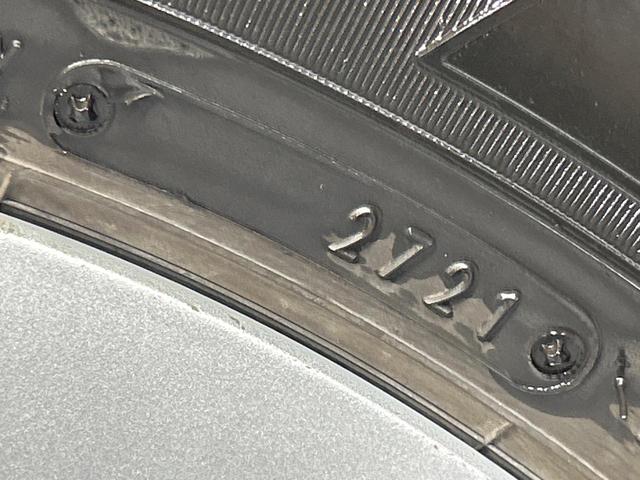 ランドクルーザープラド ＴＸ　４ＷＤ　ＳＤナビ　バックカメラ　ＬＥＤヘッド　ビルトインＥＴＣ　Ｂｌｕｅｔｏｏｔｈ　フルセグ　デュアルエアコン　純正１７インチアルミ　オートライト　ＣＤ　ＤＶＤ再生　スマートキー（24枚目）