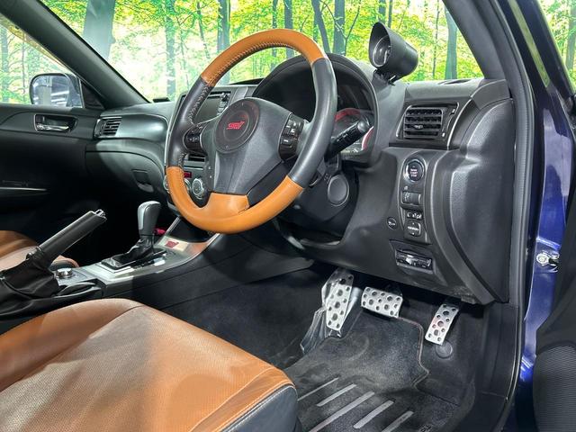 インプレッサ ＷＲＸ　ＳＴＩ　Ａライン　４ＷＤ　ターボ　サンルーフ　純正ＳＤナビ　バックカメラ　寒冷地仕様　シートヒーター　パワーシート　ＨＩＤ　ＥＴＣ　クルーズコントロール　オートエアコン　純正１８インチアルミ　Ｂｌｕｅｔｏｏｔｈ（42枚目）