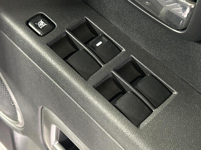 デリカＤ：５ Ｄ　パワーパッケージ　ターボ　純正９インチナビ　両側電動パワスラ　フリップダウンモニター　バックカメラ　ＨＩＤヘッド　ＥＴＣ　Ｂｌｕｅｔｏｏｔｈ　クルコン　オートエアコン　スマートキー　ＣＤ　ＤＶＤ再生（33枚目）
