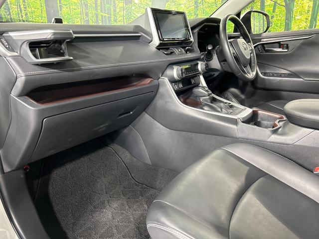 ＲＡＶ４ ハイブリッドＧ　４ＷＤ　純正９型ナビ　バックカメラ　寒冷地仕様　セーフティセンス　レーダークルーズ　電動リアゲート　シートヒーター　メモリー機能付きパワーシート　ステアリングヒーター　ドラレコ　コーナーセンサー（48枚目）