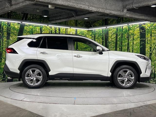 ＲＡＶ４ ハイブリッドＧ　４ＷＤ　純正９型ナビ　バックカメラ　寒冷地仕様　セーフティセンス　レーダークルーズ　電動リアゲート　シートヒーター　メモリー機能付きパワーシート　ステアリングヒーター　ドラレコ　コーナーセンサー（54枚目）