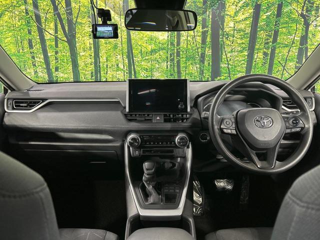ＲＡＶ４ Ｘ　４ＷＤ　８型ディスプレイオーディオ　バックカメラ　寒冷地仕様　セーフティセンス　レーダークルーズ　電動パーキングブレーキ　ドラレコ　コーナーセンサー　ＬＥＤ　ＥＴＣ　オートハイビーム　デュアルエアコン（2枚目）