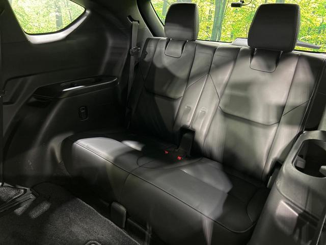 ＣＸ－８ ＸＤプロアクティブ　Ｓパッケージ　４ＷＤ　ターボ　７人乗り　純正８型ナビ　全周囲カメラ　スマートシティブレーキサポート　ブラインドスポットモニタリング　レーダークルーズ　電動リアゲート　革シート　前席＋中席シートエアコン　パワーシート（59枚目）