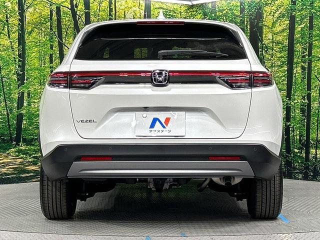 ヴェゼル Ｇ　４ＷＤ　登録済未使用車　渋滞追従機能付アダプティブクルーズ　歩行者事故軽減ステアリング　誤発進抑制機能　寒冷地仕様　コーナーセンサー　オートハイビーム　車線逸脱警報　トラフィックジャムアシスト（16枚目）