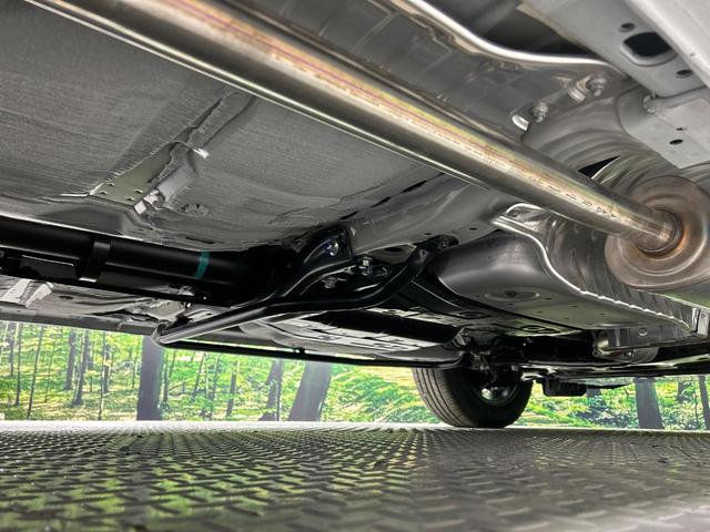 ヴェゼル Ｇ　４ＷＤ　登録済未使用車　渋滞追従機能付アダプティブクルーズ　歩行者事故軽減ステアリング　誤発進抑制機能　寒冷地仕様　コーナーセンサー　オートハイビーム　車線逸脱警報　トラフィックジャムアシスト（22枚目）