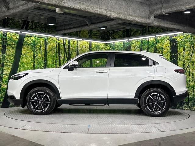 ヴェゼル Ｇ　４ＷＤ　登録済未使用車　渋滞追従機能付アダプティブクルーズ　歩行者事故軽減ステアリング　誤発進抑制機能　寒冷地仕様　コーナーセンサー　オートハイビーム　車線逸脱警報　トラフィックジャムアシスト（33枚目）