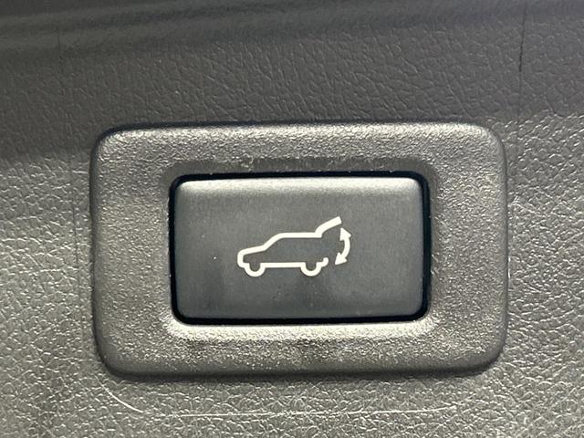 レガシィアウトバック ベースグレード　４ＷＤ　本州仕入　後期Ｄ型　メーカーＯＰナビ　フロントカメラ　サイドカメラ　バックカメラ　寒冷地仕様　レーダークルーズ　電動リアゲート　全席シートヒーター　ドラレコ　コーナーセンサー　スマートキー（11枚目）