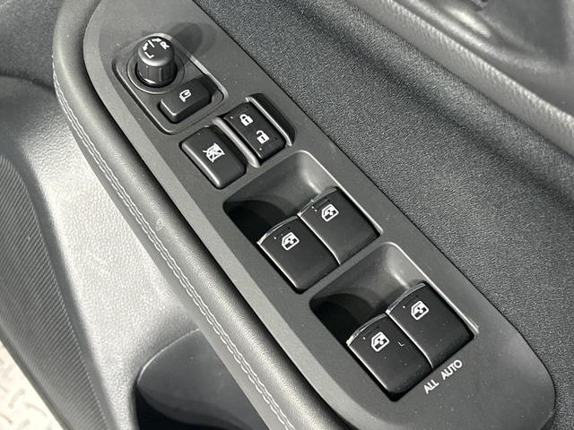 レガシィアウトバック ベースグレード　４ＷＤ　本州仕入　後期Ｄ型　メーカーＯＰナビ　フロントカメラ　サイドカメラ　バックカメラ　寒冷地仕様　レーダークルーズ　電動リアゲート　全席シートヒーター　ドラレコ　コーナーセンサー　スマートキー（42枚目）