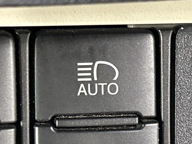 シエンタ Ｇ　本州仕入れ　４ＷＤ　プリクラッシュセーフティ　両側パワースライドドア　寒冷地仕様　シートヒーター　スマートキー　ＬＥＤヘッド　ＥＴＣ　オートハイビーム　オートライト　オートエアコン（8枚目）