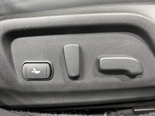 レガシィアウトバック リミテッド　本州仕入れ　純正８型ナビ　バックカメラ　アドバンスセーフティパッケージ　全車速追従型クルーズ　電動リアゲート　リアビークルディクション　全席シートヒーター　ステアリングヒーター　ＥＴＣ（35枚目）