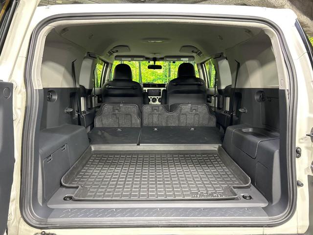 FJクルーザー カラーパッケージ 本州仕入れ ALPINEナビ バックカメラ 寒冷地仕様 クルーズコントロール クリアランスソナー サイドステップ フロントフォグライト リアワイパー プライバシーガラス ETC リアフォグ(11枚目)