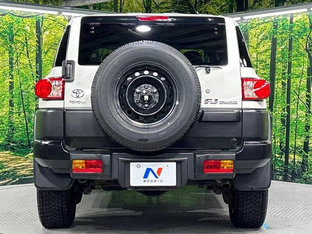 FJクルーザー カラーパッケージ 本州仕入れ ALPINEナビ バックカメラ 寒冷地仕様 クルーズコントロール クリアランスソナー サイドステップ フロントフォグライト リアワイパー プライバシーガラス ETC リアフォグ(15枚目)