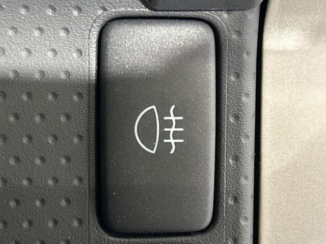 FJクルーザー カラーパッケージ 本州仕入れ ALPINEナビ バックカメラ 寒冷地仕様 クルーズコントロール クリアランスソナー サイドステップ フロントフォグライト リアワイパー プライバシーガラス ETC リアフォグ(30枚目)