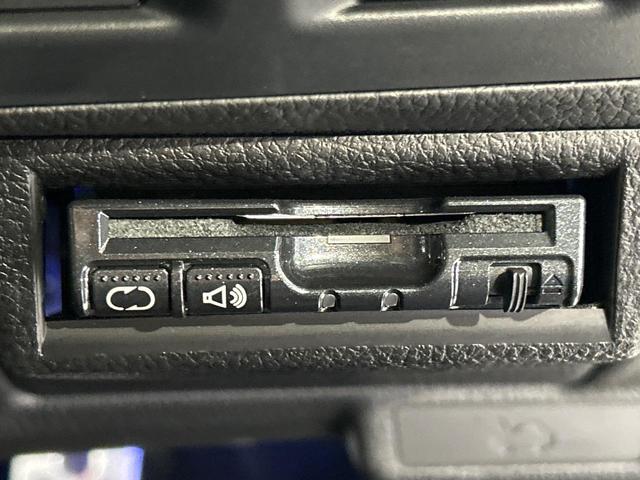 インプレッサスポーツ 2.0i-Sアイサイト 本州仕入れ 禁煙車 SDナビ バックカメラ アイサイト 全車速追従型クルーズ HIDヘッド ヘッドランプウォッシャー パワーシート ETC オートライト デュアルエアコン Bluetooth(9枚目)