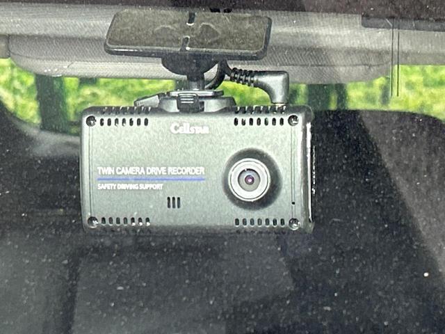 レヴォーグ １．６ＧＴアイサイト　本州仕入れ　ターボ　黒革シート　純正ナビ　アイサイトＶｅｒ３　全車速追従型クルーズ　シートヒーター　メモリー機能付パワーシート　ＬＥＤヘッド　バックカメラ　ＥＴＣ　ドラレコ　車線逸脱警報　オートライト（13枚目）