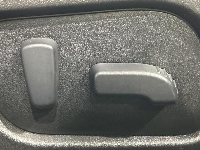 レヴォーグ １．６ＧＴアイサイト　本州仕入れ　ターボ　黒革シート　純正ナビ　アイサイトＶｅｒ３　全車速追従型クルーズ　シートヒーター　メモリー機能付パワーシート　ＬＥＤヘッド　バックカメラ　ＥＴＣ　ドラレコ　車線逸脱警報　オートライト（39枚目）