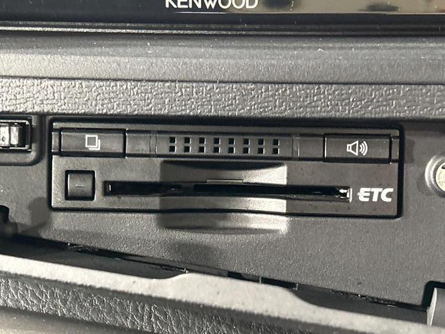 アイシス プラタナ 4WD SDナビ バックカメラ 電動スライドドア コーナーセンサー スマートキー HIDヘッド ビルトインETC オートエアコン 純正15インチアルミ Bluetooth フロントフォグライト(7枚目)