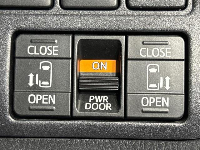 エスクァイア Ｇｉ　プレミアムパッケージ　ブラックテーラード　４ＷＤ　寒冷地仕様　フリップダウンモニター　ＳＤナビ　バックカメラ　両側電動ドア　セーフティセンス　ステアリングヒーター　シートヒーター　クルーズコントロール　ドラレコ　コーナーセンサー（8枚目）