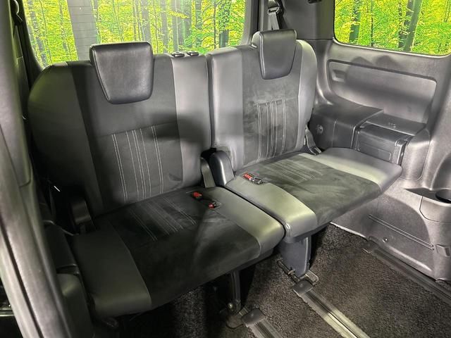 エスクァイア Ｇｉ　プレミアムパッケージ　ブラックテーラード　４ＷＤ　寒冷地仕様　フリップダウンモニター　ＳＤナビ　バックカメラ　両側電動ドア　セーフティセンス　ステアリングヒーター　シートヒーター　クルーズコントロール　ドラレコ　コーナーセンサー（15枚目）