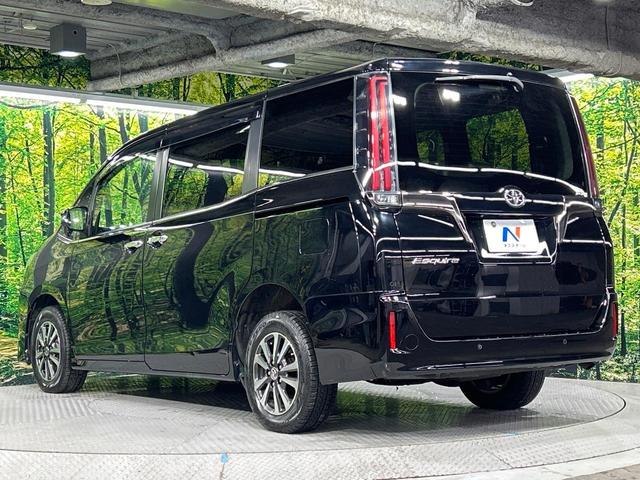 エスクァイア Ｇｉ　プレミアムパッケージ　ブラックテーラード　４ＷＤ　寒冷地仕様　フリップダウンモニター　ＳＤナビ　バックカメラ　両側電動ドア　セーフティセンス　ステアリングヒーター　シートヒーター　クルーズコントロール　ドラレコ　コーナーセンサー（31枚目）