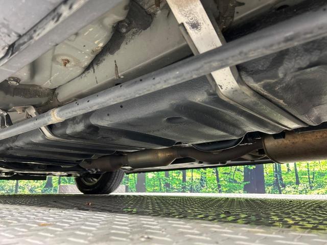 エスクァイア Ｇｉ　プレミアムパッケージ　ブラックテーラード　４ＷＤ　寒冷地仕様　フリップダウンモニター　ＳＤナビ　バックカメラ　両側電動ドア　セーフティセンス　ステアリングヒーター　シートヒーター　クルーズコントロール　ドラレコ　コーナーセンサー（34枚目）