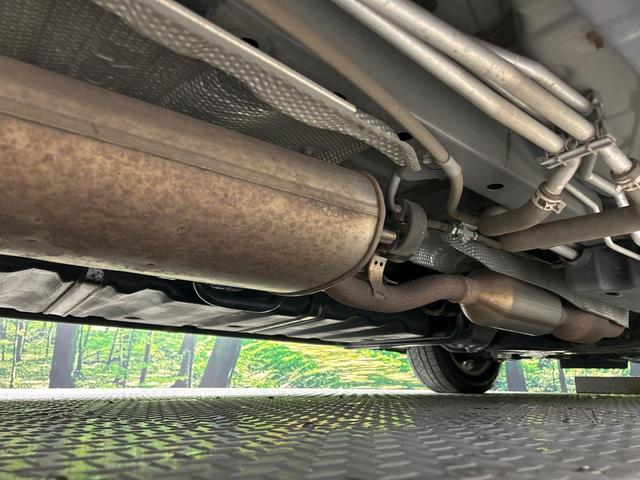 エスクァイア Ｇｉ　プレミアムパッケージ　ブラックテーラード　４ＷＤ　寒冷地仕様　フリップダウンモニター　ＳＤナビ　バックカメラ　両側電動ドア　セーフティセンス　ステアリングヒーター　シートヒーター　クルーズコントロール　ドラレコ　コーナーセンサー（35枚目）