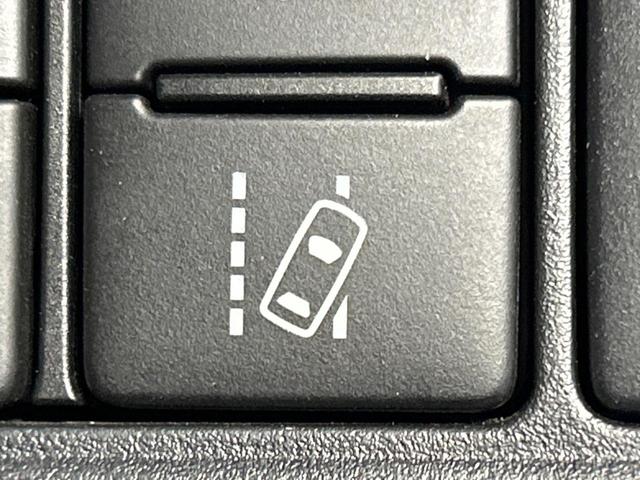 エスクァイア Ｇｉ　プレミアムパッケージ　ブラックテーラード　４ＷＤ　寒冷地仕様　フリップダウンモニター　ＳＤナビ　バックカメラ　両側電動ドア　セーフティセンス　ステアリングヒーター　シートヒーター　クルーズコントロール　ドラレコ　コーナーセンサー（38枚目）