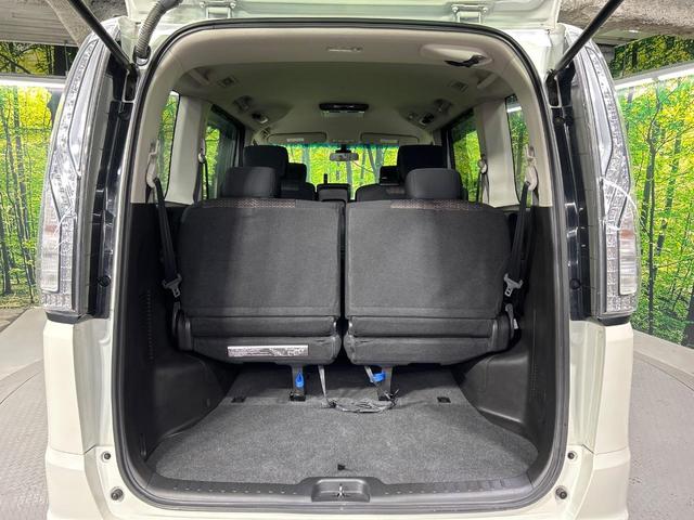 セレナ ハイウェイスター　４ＷＤ　後期型　禁煙車　衝突軽減ブレーキ　純正ナビ　バックカメラ　両側パワースライドドア　スマートキー　ＬＥＤヘッド　クルーズコントロール　オートライト　オートエアコン　Ｂｌｕｅｔｏｏｔｈ　地デジ（33枚目）