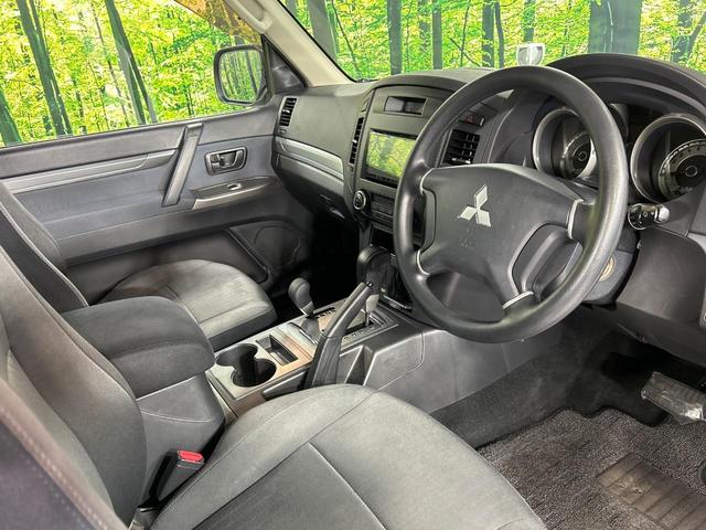パジェロ ショート　ＶＲ－Ｉ　本州仕入　禁煙車　ＳＤナビ　バックカメラ　ＨＩＤヘッド　ＥＴＣ　オートライト　オートエアコン　純正１６インチアルミ　Ｂｌｕｅｔｏｏｔｈ　ＣＤ　ＤＶＤ再生　地デジ（29枚目）