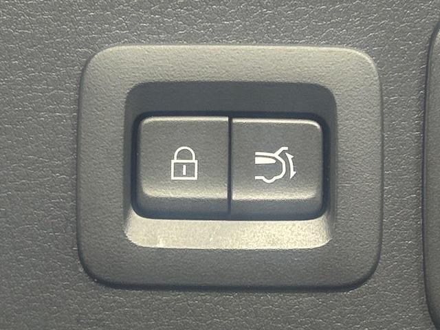 CX-30 20S プロアクティブ ツーリングセレクション 4WD 本州仕入 禁煙車 8.8型マツダコネクト 全周囲カメラ スマートブレーキサポート レーダークルーズ ブラインドスポットモニター メモリー付パワーシート シートヒーター パワーバックドア(14枚目)