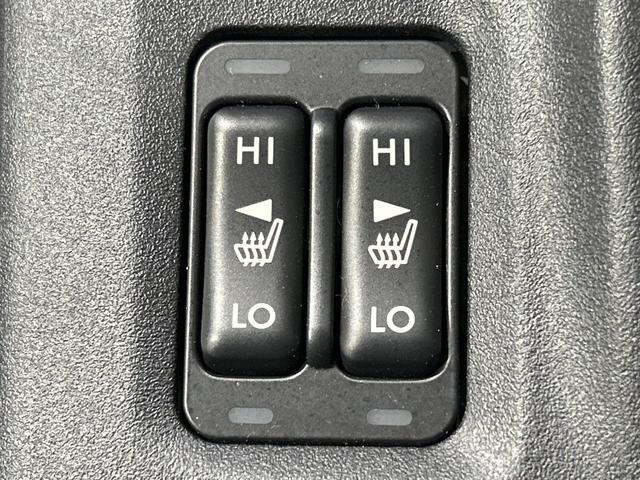 ＸＶ １．６ｉ－Ｌ　アイサイト　４ＷＤ　禁煙車　革シート　純正９型ナビ　バックカメラ　アイサイトコアテクノロジー　全車速追従機能付クルーズコントロール　Ｘモード　シートヒーター　パワーシート　ドラレコ　ＬＥＤ　ＥＴＣ　オートライト（9枚目）