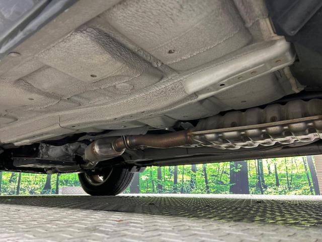 レガシィアウトバック ２．５ｉアイサイト　４ＷＤ　純正８型ナビ　バックカメラ　寒冷地仕様　アイサイト　クルーズコントロール　パワーシート　スマートキー　ＨＩＤヘッド　ＥＴＣ　車線逸脱警報　オートライト　デュアルエアコン　Ｂｌｕｅｔｏｏｔｈ（20枚目）