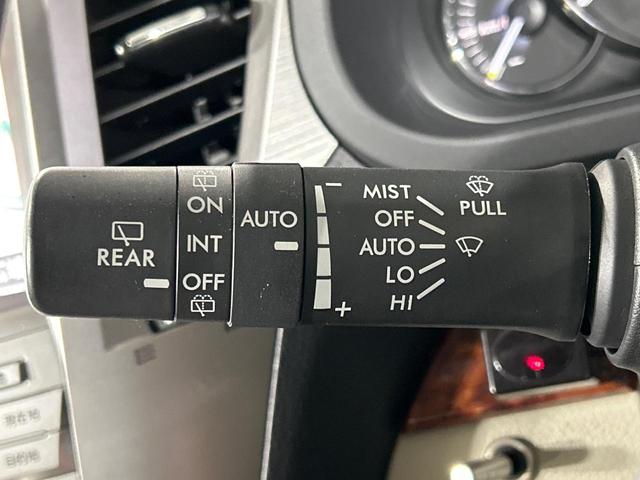 レガシィアウトバック ２．５ｉアイサイト　４ＷＤ　純正８型ナビ　バックカメラ　寒冷地仕様　アイサイト　クルーズコントロール　パワーシート　スマートキー　ＨＩＤヘッド　ＥＴＣ　車線逸脱警報　オートライト　デュアルエアコン　Ｂｌｕｅｔｏｏｔｈ（28枚目）