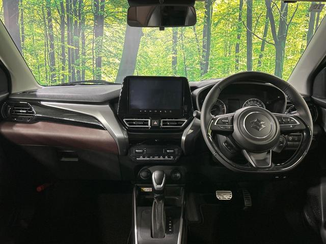 フロンクス ベースグレード　４ＷＤ　本州仕入れ　禁煙車　９型ディスプレイオーディオ　全周囲カメラ　セーフティサポート　アダプティブクルーズコントロール　ブラインドスポットモニター　アイドリングストップ　シートヒーター　ＥＴＣ（2枚目）