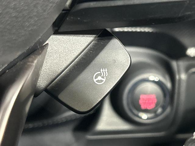 クロストレック ツーリング　４ＷＤ　全周囲カメラ　寒冷地仕様　衝突被害軽減システム　レーダークルーズ　禁煙車　コーナーセンサー　スマートキー　ＬＥＤヘッド　ルーフレール　純正１７インチアルミ　オートハイビーム　車線逸脱警報（6枚目）