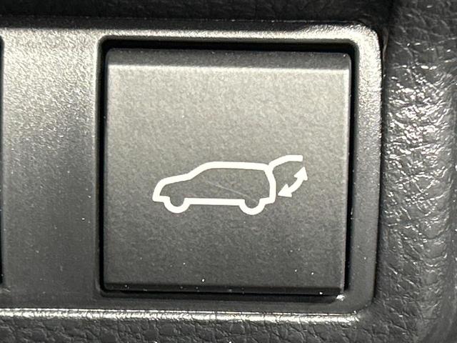 カローラクロス ハイブリッド　Ｚ　本州仕入　ガラスルーフ　９型ディスプレイオーディオ　全周囲カメラ　寒冷地仕様　トヨタセーフティセンス　レーダークルーズ　ブラインドスポットモニター　シートヒーター　パワーシート　パワーバックドア（15枚目）