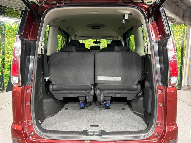 セレナ ハイウェイスター　２５ｔｈスペシャルセレクションＡ　４ＷＤ　純正９型ナビ　ハンズフリー両側電動ドア　全周囲カメラ　エマージェンシーブレーキ　コーナーセンサー　クルーズコントロール　パーキングアシスト　スマートキー　ＬＥＤヘッド　ＥＴＣ　オートライト（12枚目）