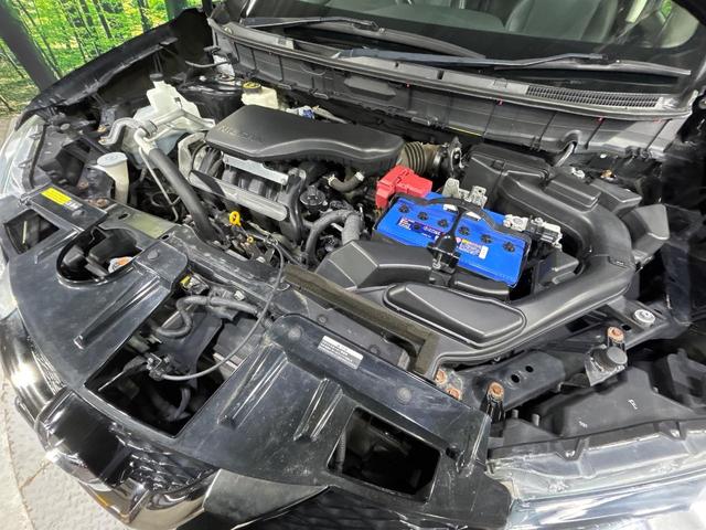 エクストレイル ２０ＸブラクエクストリーマＸエマージェンシブレーキＰ　４ＷＤ　サンルーフ　メーカー純正ナビ　全周囲カメラ　衝突被害軽減システム　コーナーセンサー　クルーズコントロール　シートヒーター　ＬＥＤ　ＥＴＣ　純正１７インチアルミ　車線逸脱警報　オートライト（19枚目）